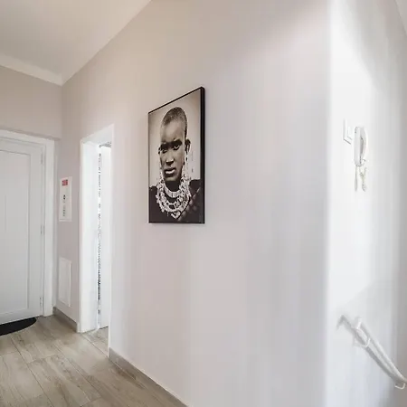 Spacious Stylish *